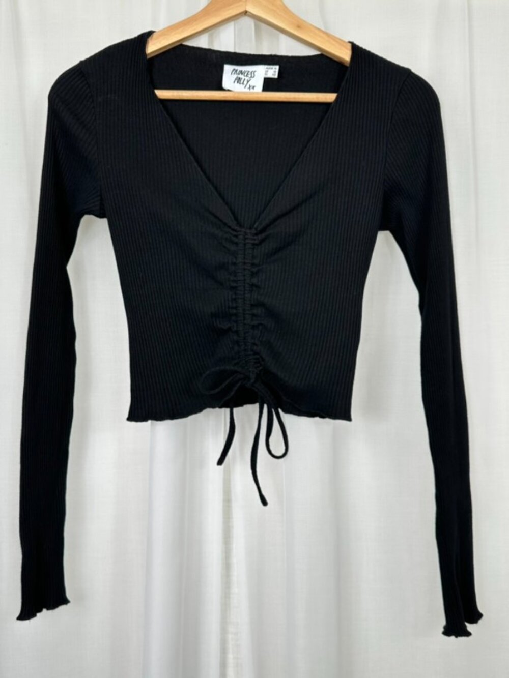 Princess Polly Black Ruched V-Neck Long Sleeve Crop Top 10 Coquette Going Out